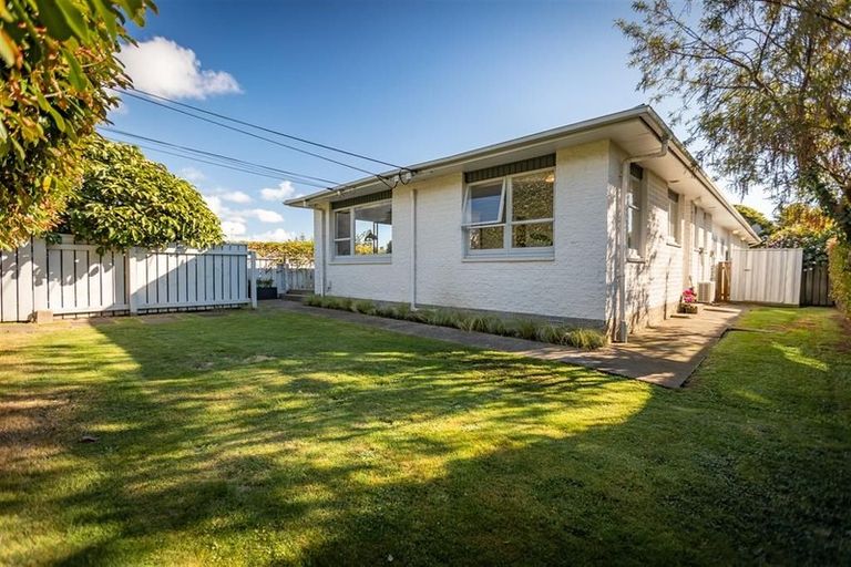 Photo of property in 38 Parata Street, Waikanae, 5036