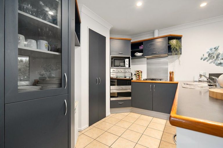 Photo of property in 54 Oxley Avenue, St Albans, Christchurch, 8014