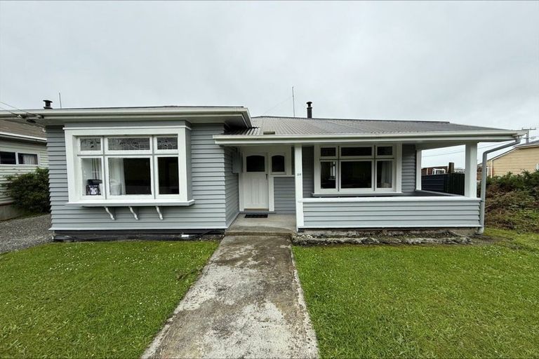 Photo of property in 56 Turumaha Street, Greymouth, 7805