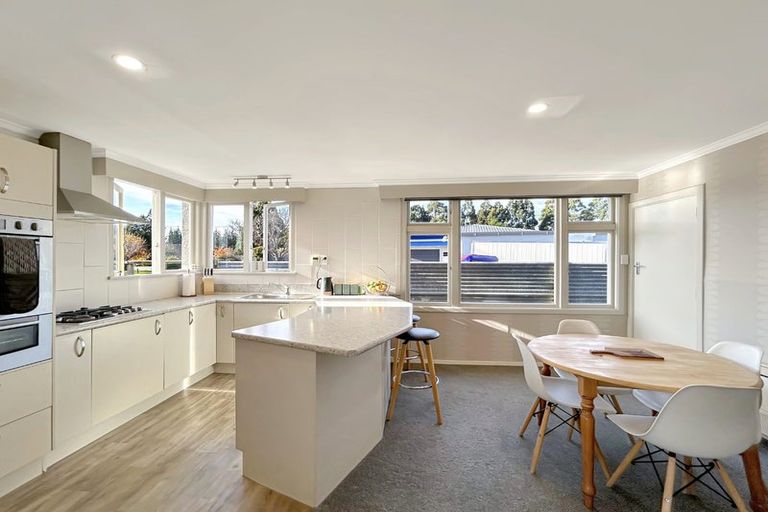 Photo of property in 9 Grange Street, Winton, 9720