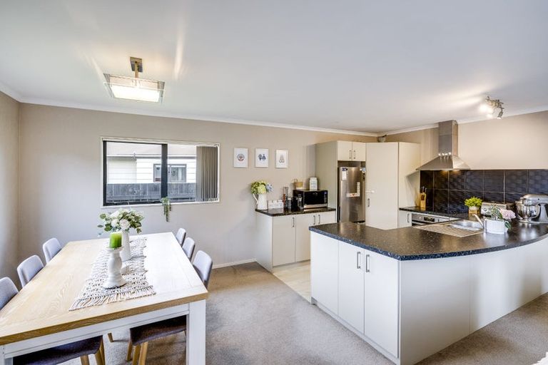 Photo of property in 57b O'dowd Road, Taradale, Napier, 4112