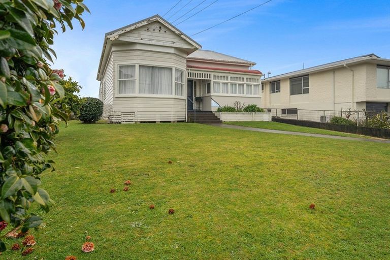 Photo of property in 3 Victoria Street, Hawera, 4610