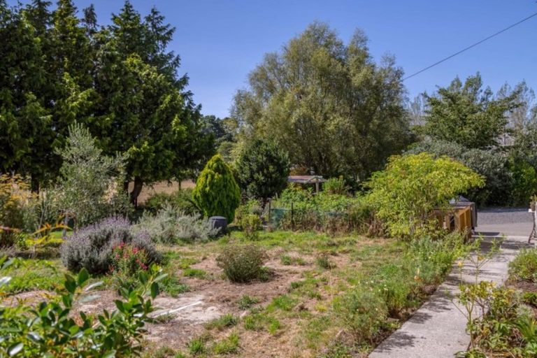 Photo of property in 9 Moroa Road, Tauwharenikau, Featherston, 5771