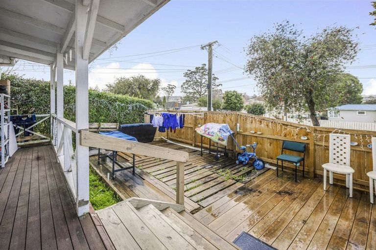 Photo of property in 26f Christmas Road, Manurewa, Auckland, 2102