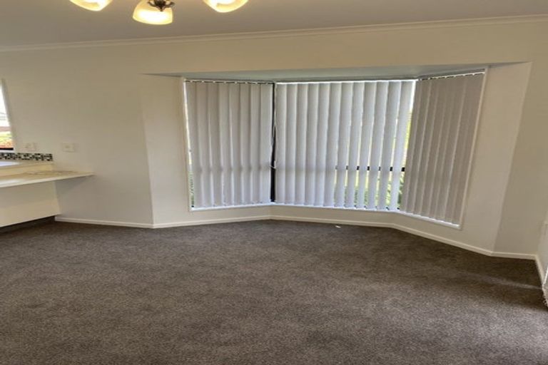 Photo of property in 17 Tui Mill Grove, Feilding, 4702