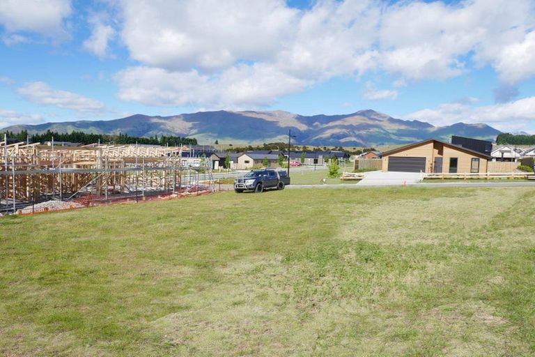 Photo of property in Northlake, 4 Linnburn Road, Wanaka, 9305