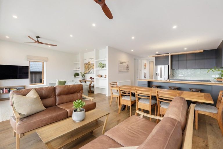 Photo of property in 48 Farrant Drive, Wanaka, 9305