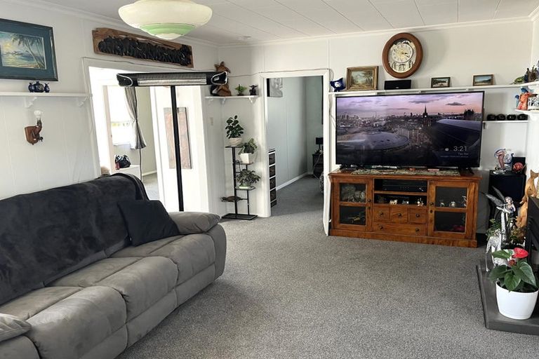 Photo of property in 2 Stewart Street, Waimangaroa, Westport, 7891