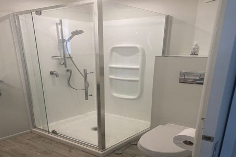 Photo of property in 1 Fettes Crescent, Seatoun, Wellington, 6022