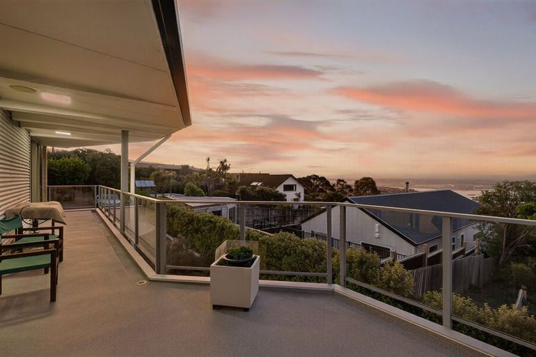 Photo of property in 69a Panorama Road, Clifton, Christchurch, 8081