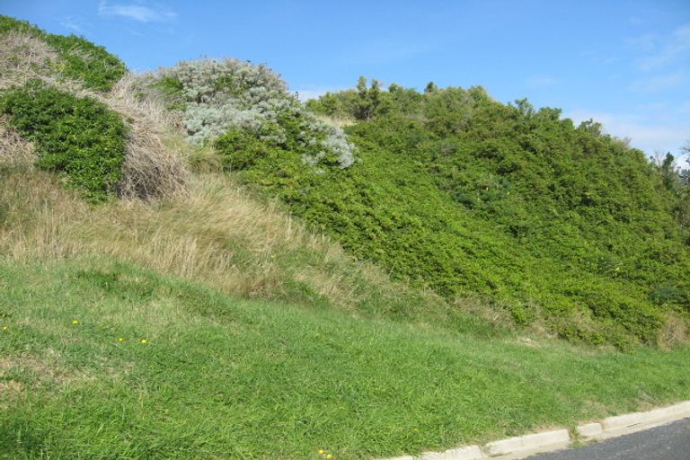 Photo of property in 16 Oregon Street, Ocean Grove, Dunedin, 9013