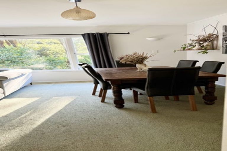 Photo of property in 11a Baroda Street, Khandallah, Wellington, 6035