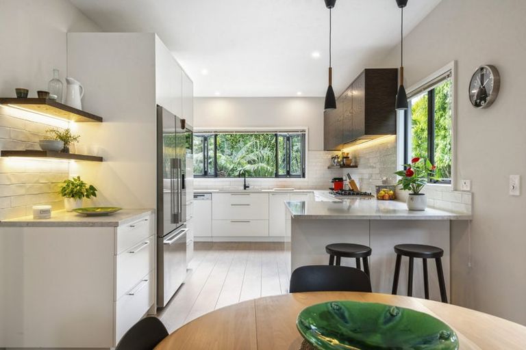 Photo of property in 23a Peter Terrace, Castor Bay, Auckland, 0620