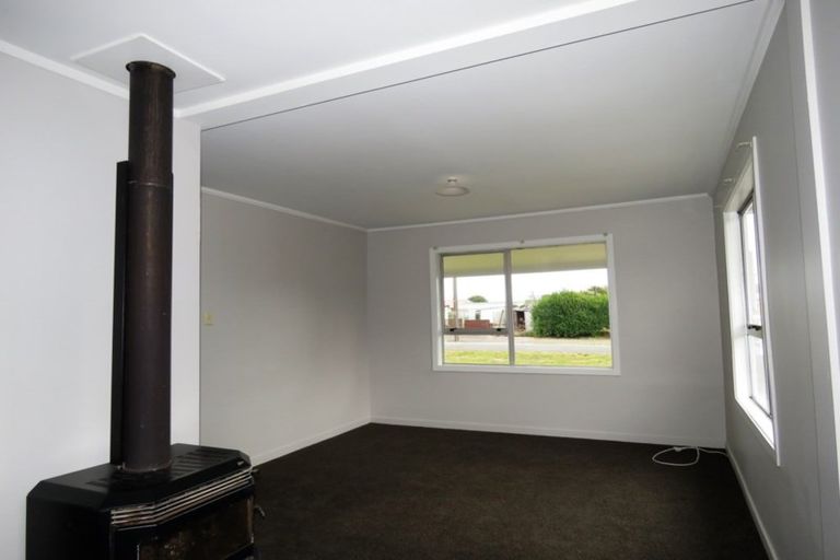 Photo of property in 7 Peel Street, Westport, 7825