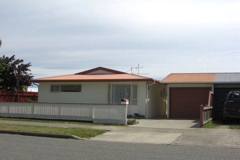 Photo of property in 2 Cleghorn Street, Redwoodtown, Blenheim, 7201