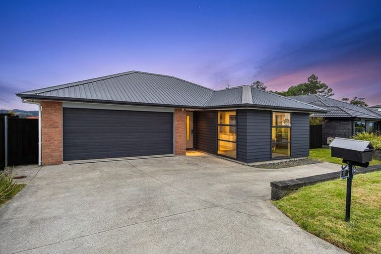 Photo of property in 81 Manuel Road, Silverdale, 0932