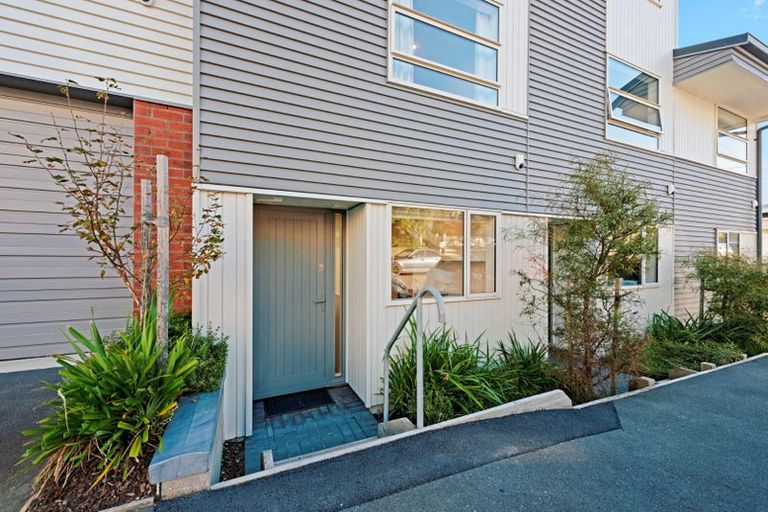 Photo of property in 3/24 Princess Terrace, Newtown, Wellington, 6021