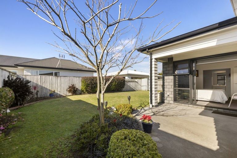 Photo of property in 79 Sandhurst Drive, Papamoa Beach, Papamoa, 3118