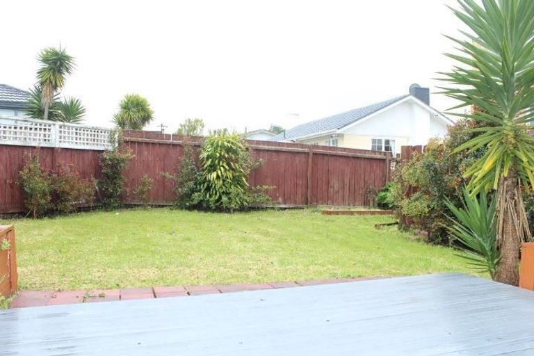 Photo of property in 10 Rewa Street, New Lynn, Auckland, 0600