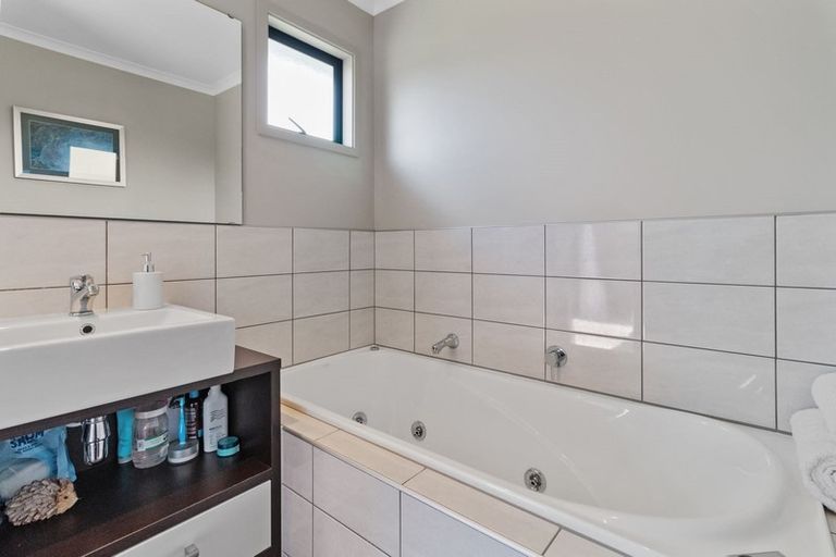 Photo of property in 14a Sanctuary Cove, Pauanui, Hikuai, 3579