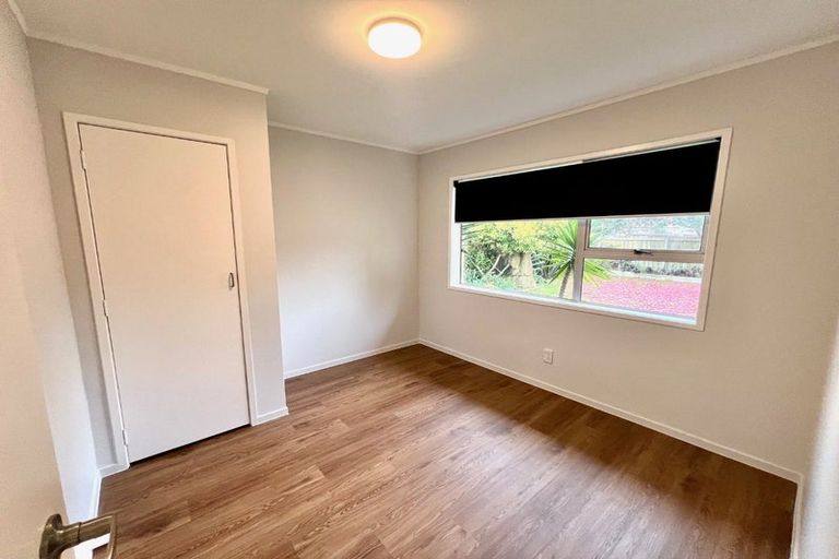 Photo of property in 36 Challen Close, Conifer Grove, Takanini, 2112
