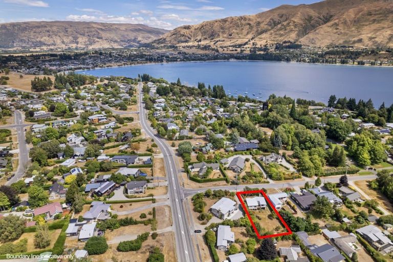 Photo of property in 7 Eely Point Road, Wanaka, 9305