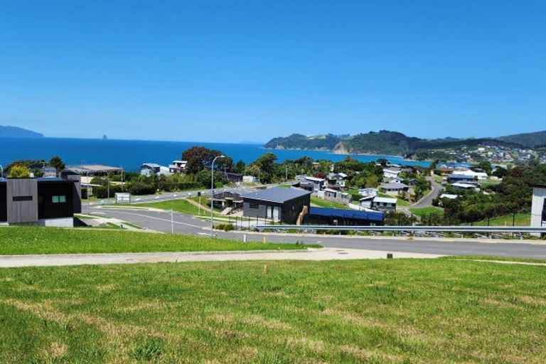 Photo of property in 12 Blue Moon Rise, Langs Beach, 0582