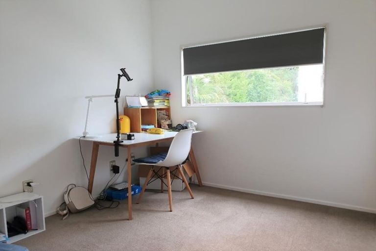 Photo of property in 59 Saddleback Grove, Karori, Wellington, 6012