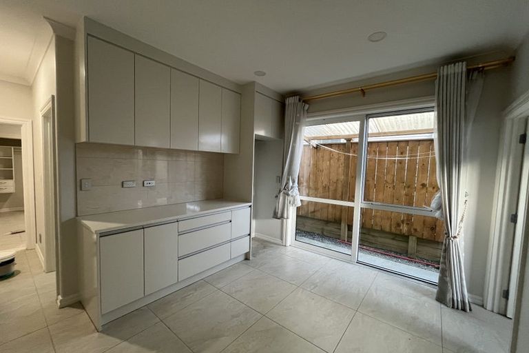 Photo of property in 22 Frisken Road, Flat Bush, Auckland, 2019