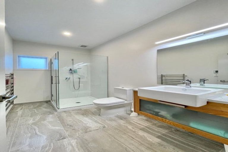 Photo of property in 11 Hislop Way, Johnsonville, Wellington, 6037