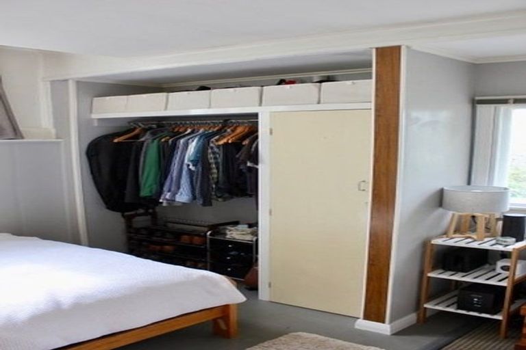 Photo of property in 4 Anderson Terrace, Mount Cook, Wellington, 6021