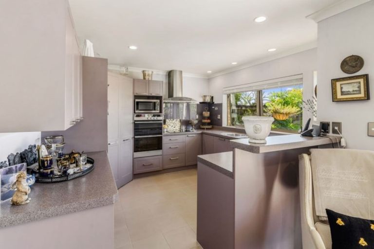 Photo of property in 3a Cobbe Place, Pomare, Rotorua, 3015