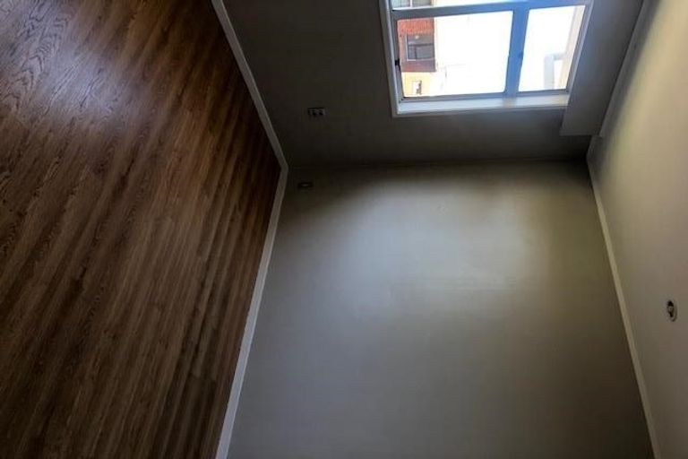 Photo of property in 184/84a Greenslade Crescent, Northcote, Auckland, 0627