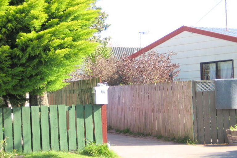 Photo of property in 5a Redditch Place, Papamoa Beach, Papamoa, 3118