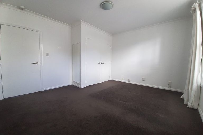 Photo of property in 221c The Terrace, Wellington Central, Wellington, 6011