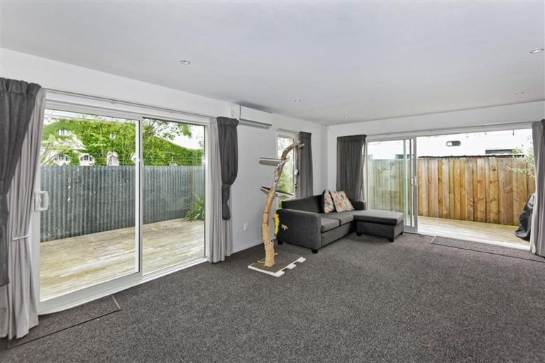 Photo of property in 22 Dickens Street, Addington, Christchurch, 8024