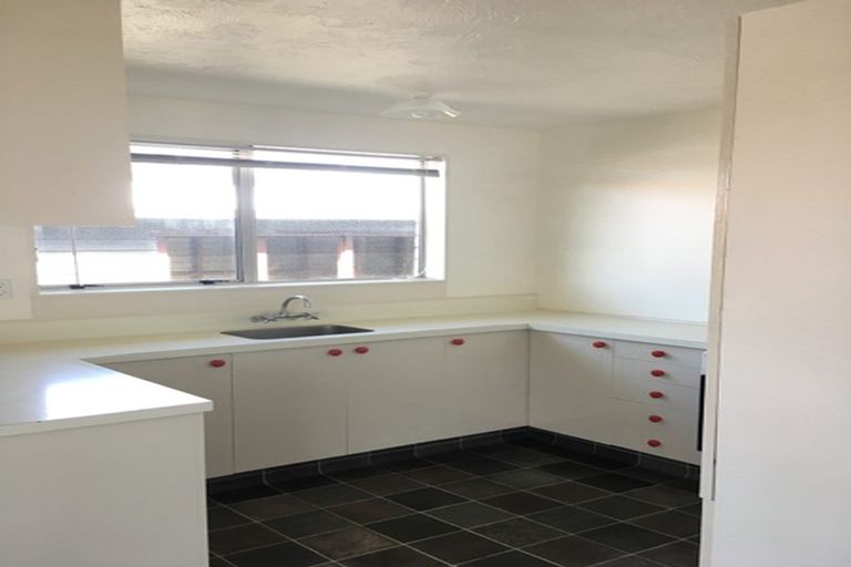 Photo of property in 62 Mackenzie Avenue, Woolston, Christchurch, 8023