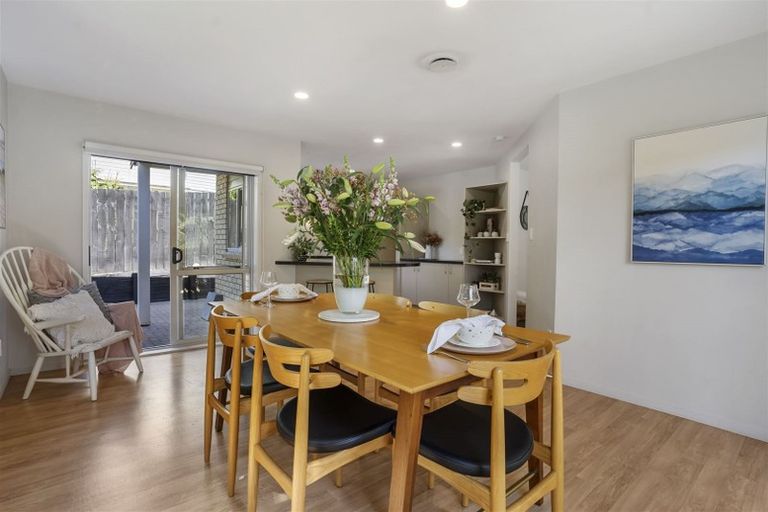 Photo of property in 67a Beach Haven Road, Beach Haven, Auckland, 0626
