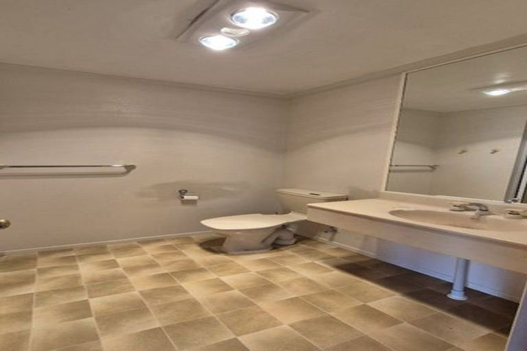 Photo of property in 665 Pioneer Highway, Highbury, Palmerston North, 4412