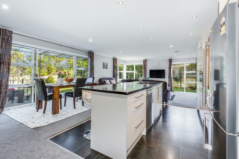 Photo of property in 62 Aotea Drive, Aotea, Porirua, 5024