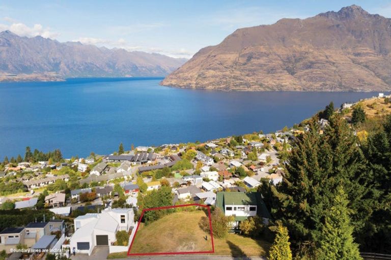 Photo of property in 3 Von Place, Fernhill, Queenstown, 9300