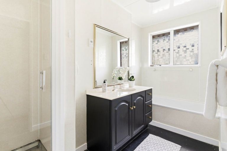 Photo of property in 42 Cliffs Road, Saint Clair, Dunedin, 9012