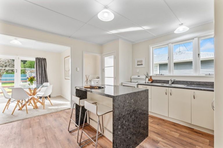 Photo of property in 29 Broadhead Avenue, Tawhero, Whanganui, 4501