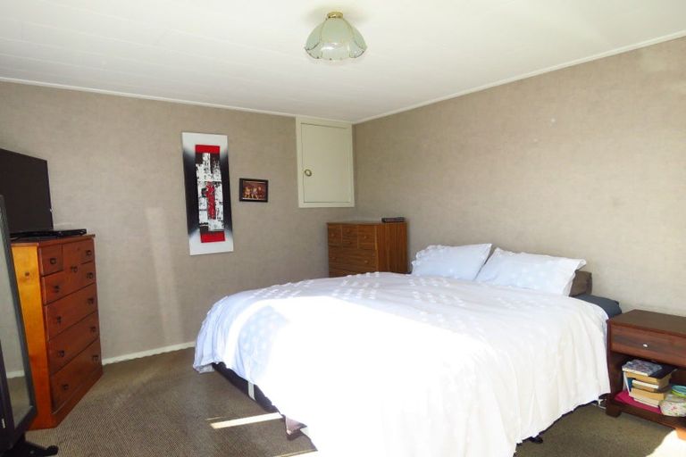 Photo of property in 35 Domett Street, Westport, 7825