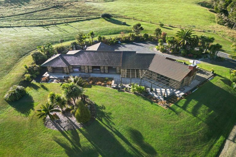 Photo of property in 651f Puketona Road, Haruru, 0204