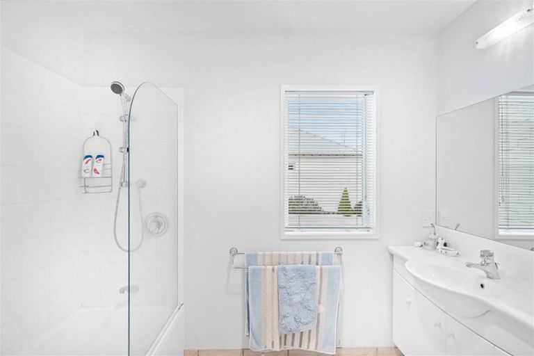 Photo of property in 1 Matisse Place, Burnside, Christchurch, 8053