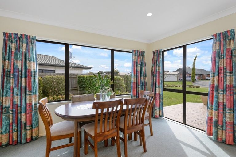 Photo of property in 3 Devon Crescent, Darfield, 7510