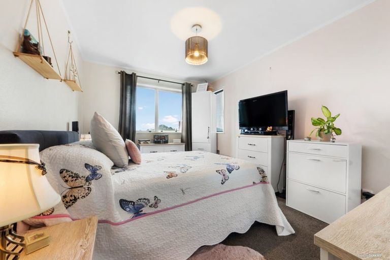 Photo of property in 1 Pauline Place, Bucklands Beach, Auckland, 2014