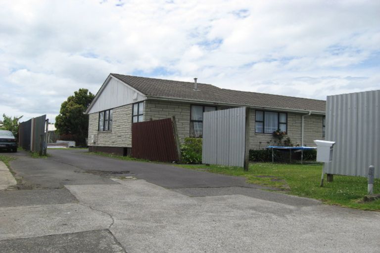 Photo of property in 30 Forbury Place, Mangere, Auckland, 2022