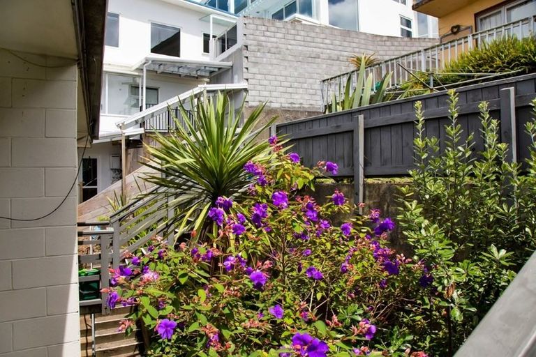 Photo of property in 8/16 Findlay Street, Moturoa, New Plymouth, 4310